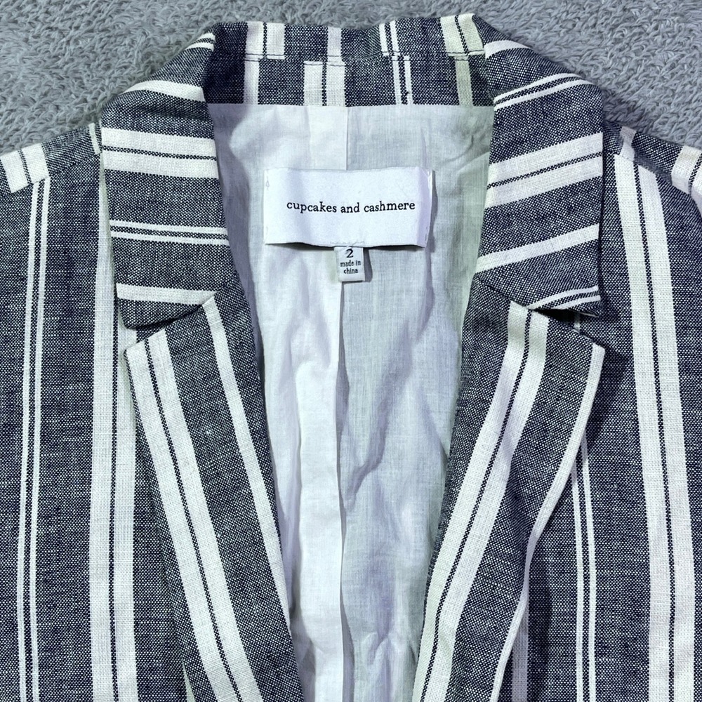 Cupcakes and Cashmere‎ Striped Blazer Blue White Women's Size 2 Linen Blend